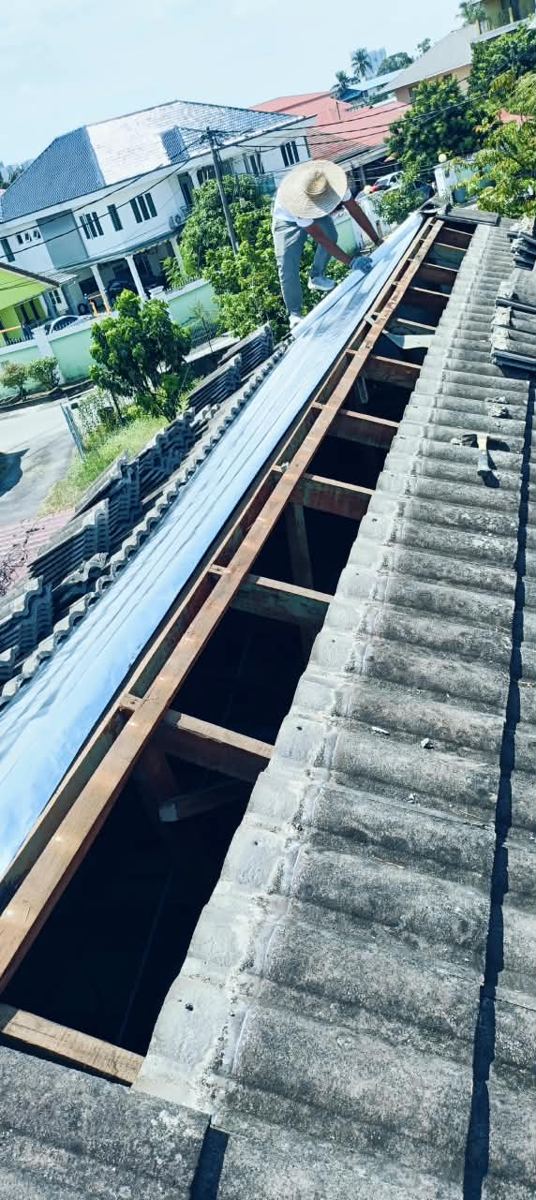 Pembaikan dan pemasangan semula bumbung rumah